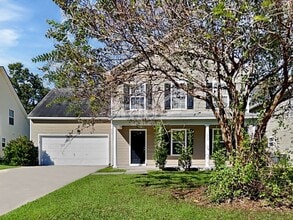 Building Photo - 417 Green Park Ln