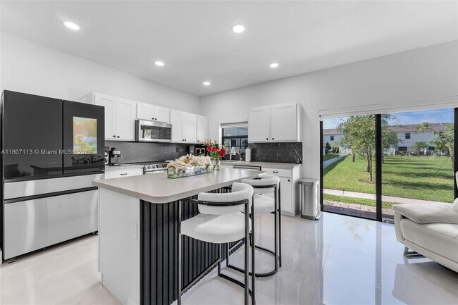 Foto del edificio - 617 SW 11th St