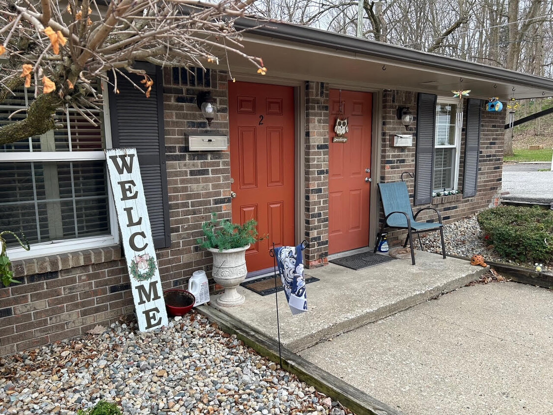 200 Gronert Ln Unit 202 Gronert Ln Apt #2, Crawfordsville, IN 47933 ...