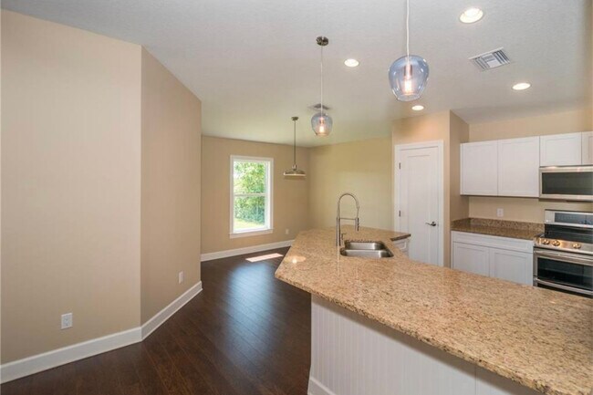 Foto del edificio - 3097 SW Virginia Ave