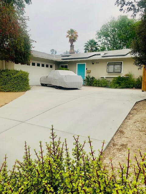 Foto del edificio - 5548 Irondale Ave
