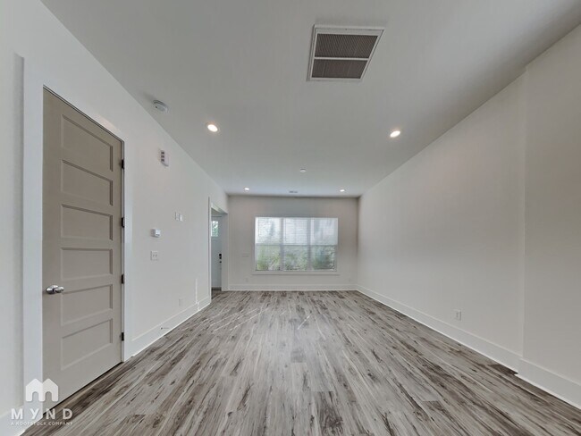 Foto del edificio - 1411 Walton Rd