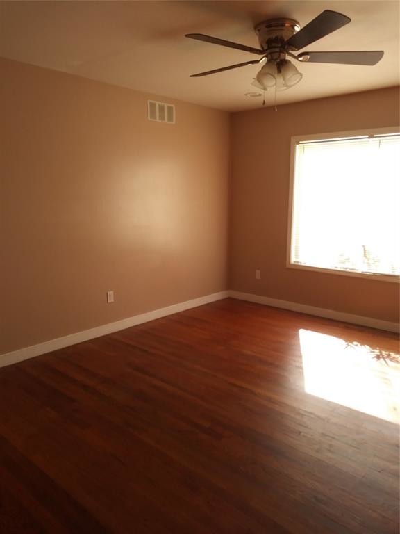 Foto del edificio - 3419 Rosedale St