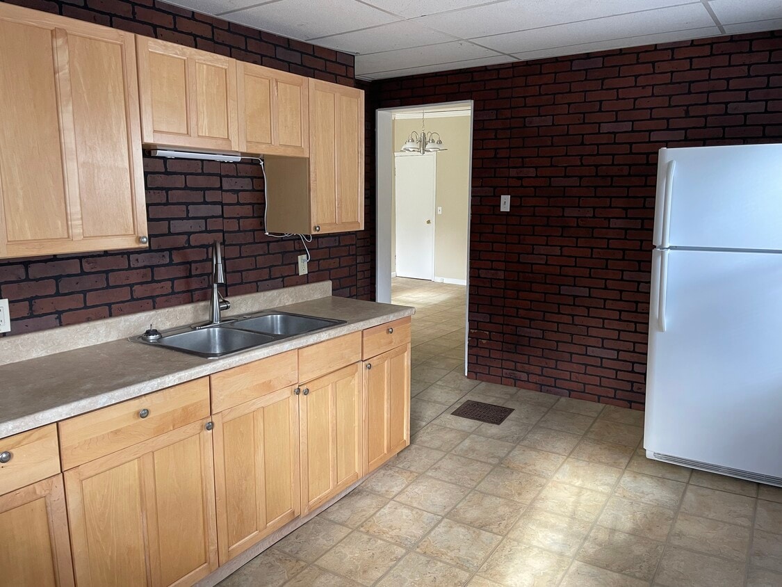 142 E 2nd St Unit 142, Corning, NY 14830 Apartments in Corning, NY