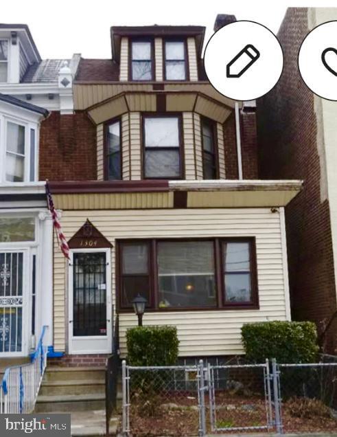 Primary Photo - 1304 Harrison St