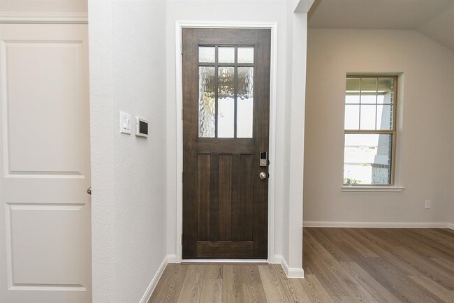 Foto del edificio - 19411 Hillside Pasture Ln
