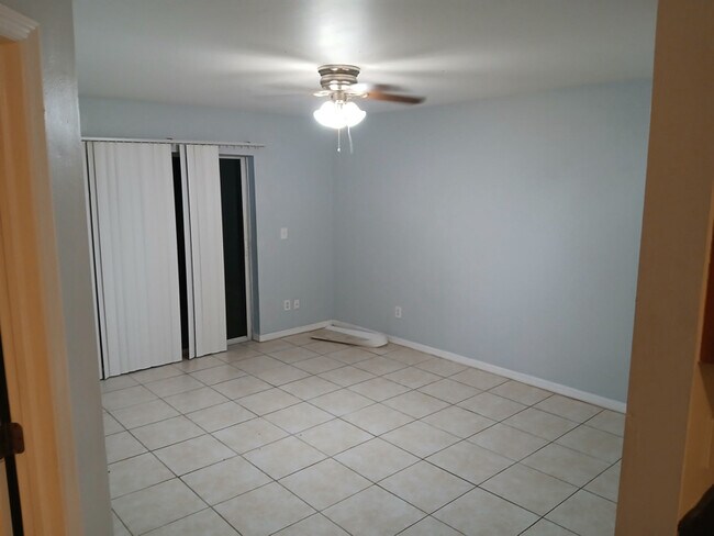 Foto del edificio - 5144-5146 28th St SW
