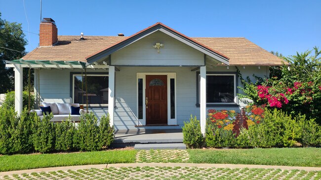 Foto del edificio - 4863 Rubidoux Ave