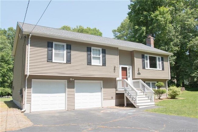 Building Photo - 521 Daly Rd