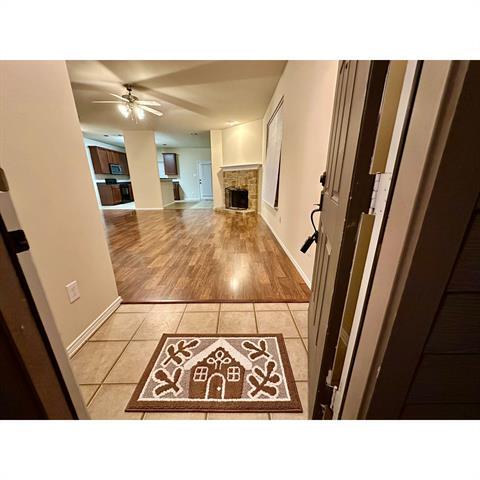 Building Photo - 8649 Star Thistle Dr