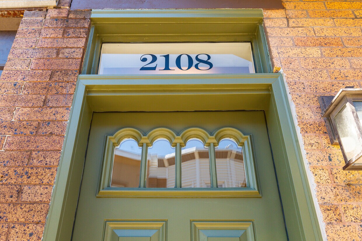 Foto principal - 2108 S Garnet St