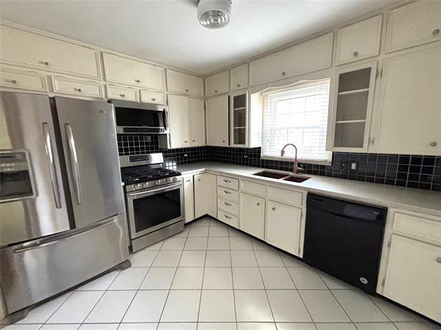 Building Photo - 3810 Whitehall Dr