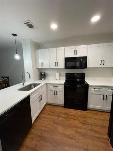 Foto del edificio - 621 Carriagehouse Ln