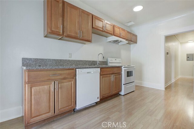 Foto del edificio - 648 Patterson Ave