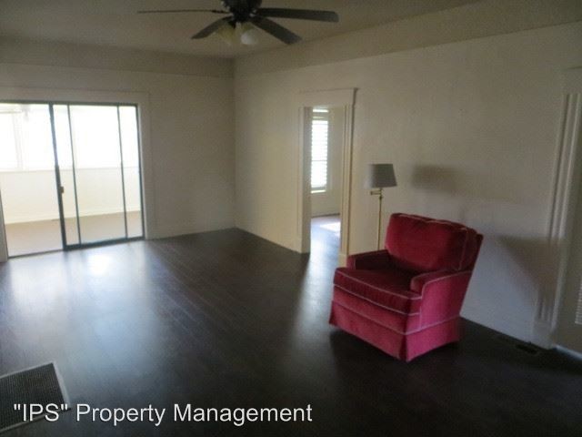 Foto del edificio - 16037 W Ashlan Ave