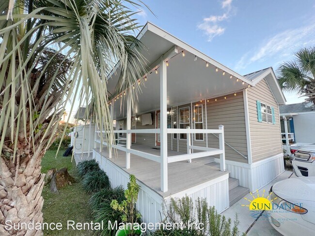 Building Photo - 2 br, 1 bath House - 15 E. Bradley Street ...