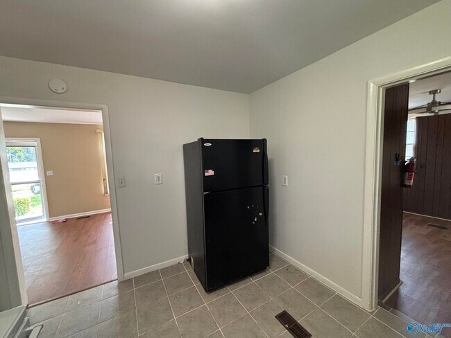 Foto del edificio - 3907 Memorial Pkwy NW