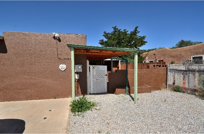 Building Photo - 1032 Camino Vista Aurora