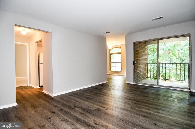 Foto del edificio - 3368 Woodburn Rd