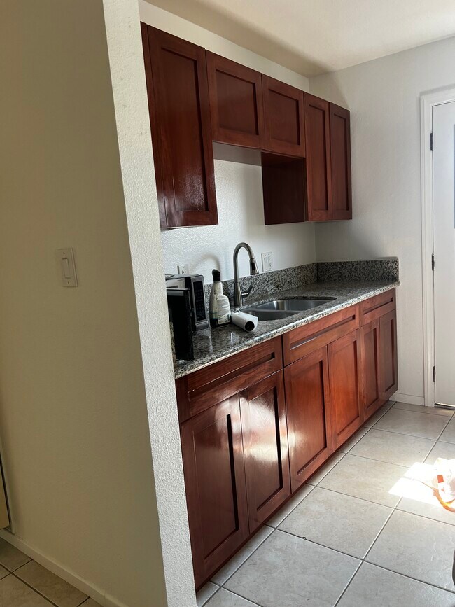 Building Photo - 3184 Idlewild Way