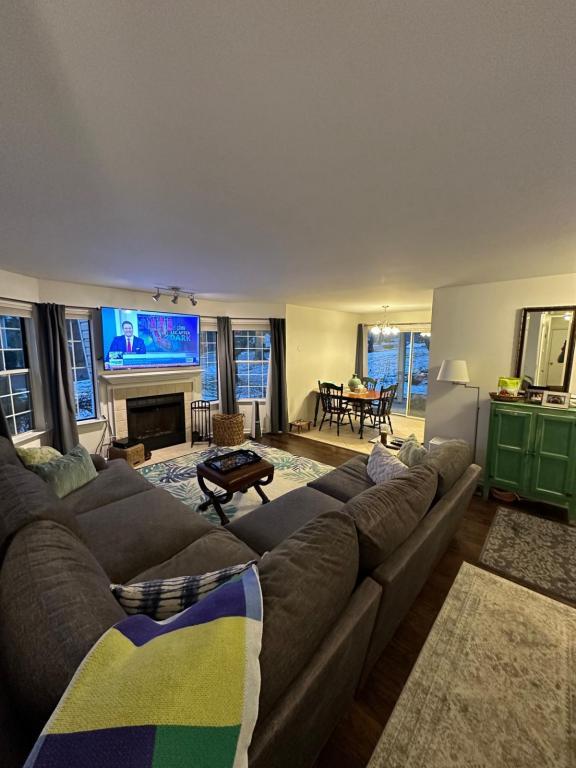 Foto del edificio - 66 Fieldstone rd