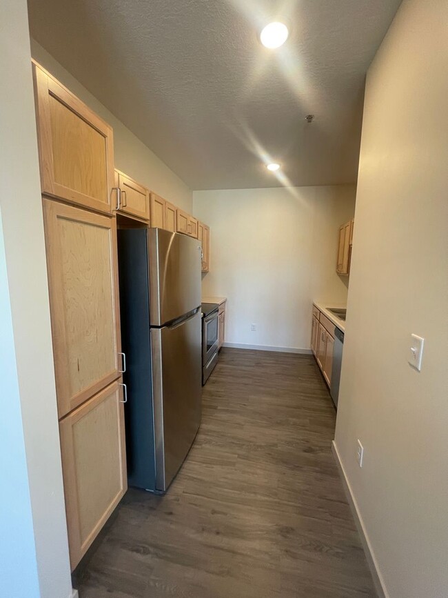 Building Photo - Two-Bedroom Unit at Tiller+Main