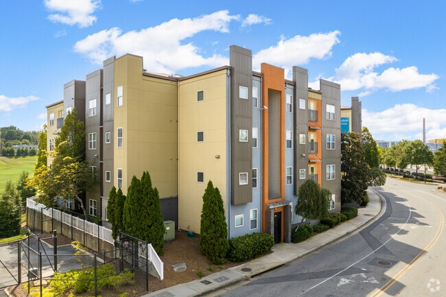 Primary - Flats at Atlantic Station