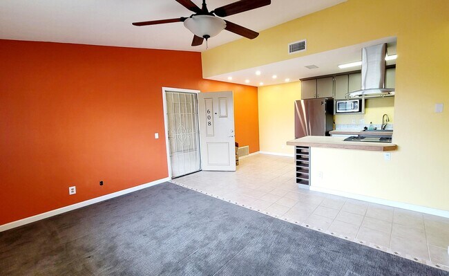Foto del edificio - 31200 Landau Blvd