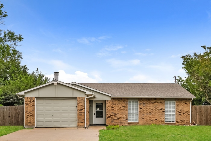 Foto principal - 709 Lawndale Dr