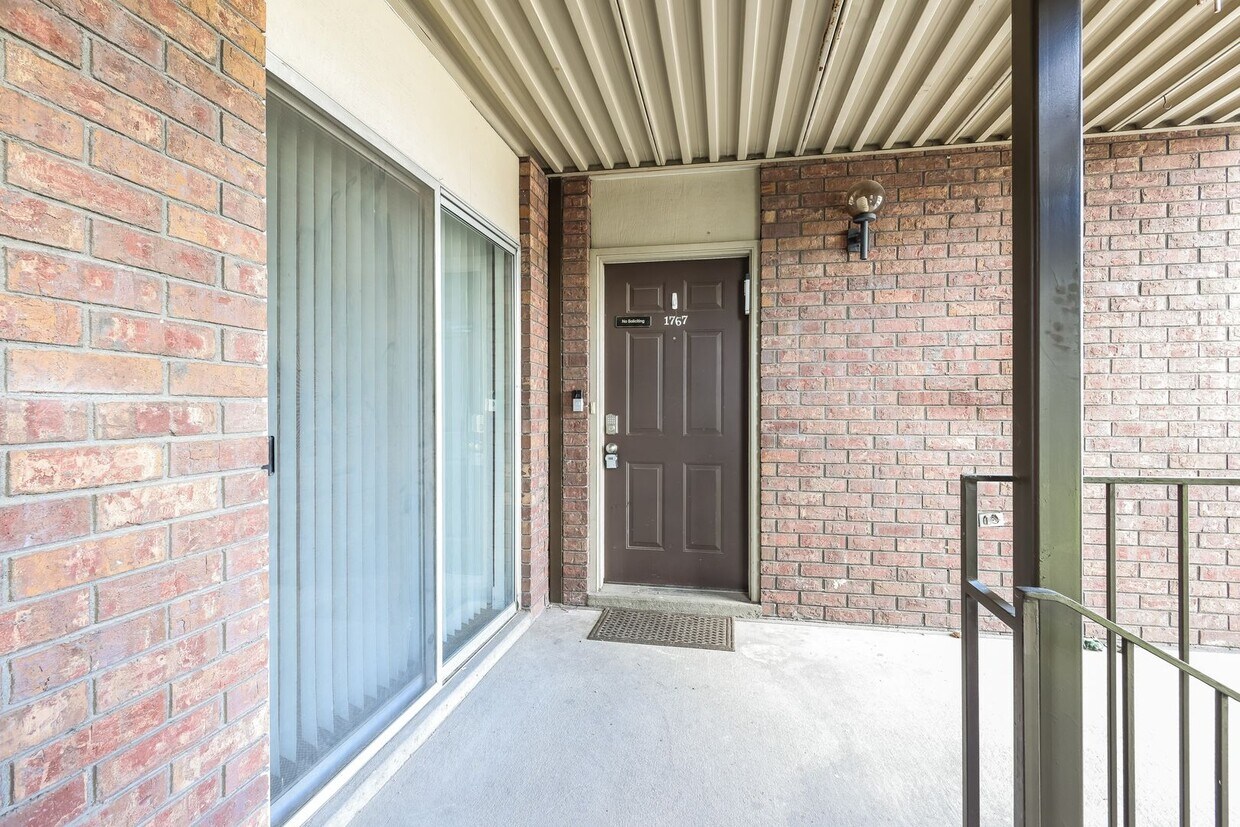 Foto principal - 3 Bedroom/1.5 Bathroom Condo in Provo