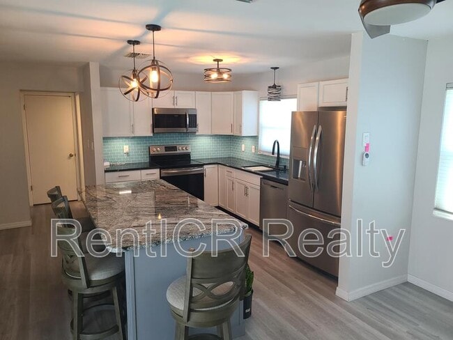 Building Photo - 8503 Redfield Dr