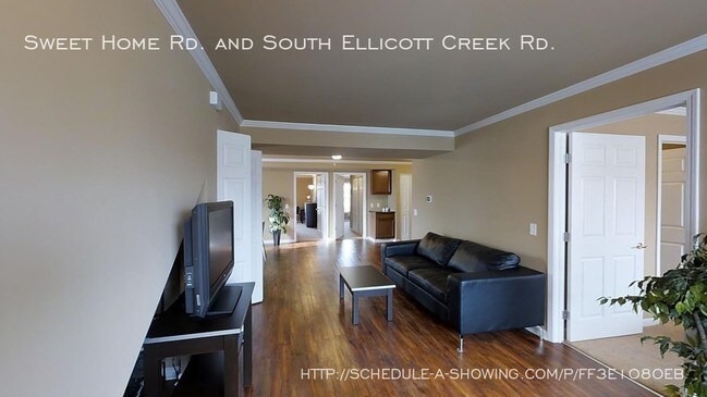 Foto del edificio - 2211 Sweet Home Rd