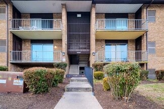 Building Photo - 1008 Adams Ave