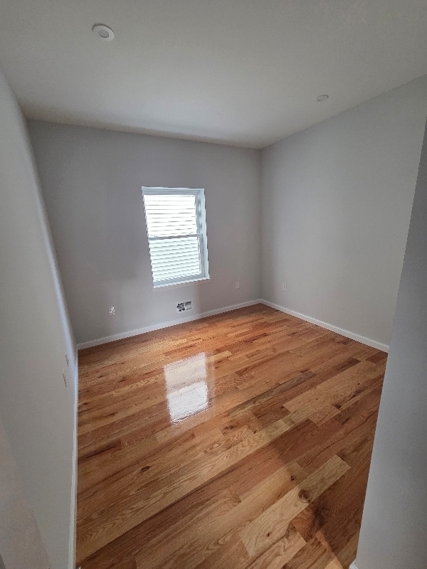 Foto del edificio - 22 Speedway Ave