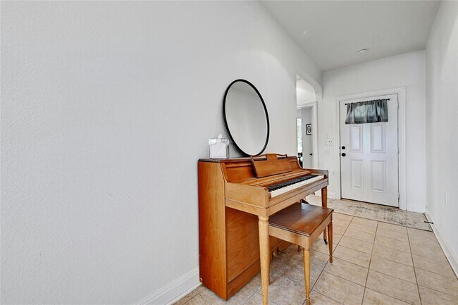 Building Photo - 6312 Bumpstead Dr