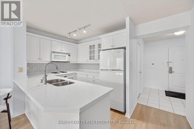 Photo du bâtiment - 18 Wanless Ave