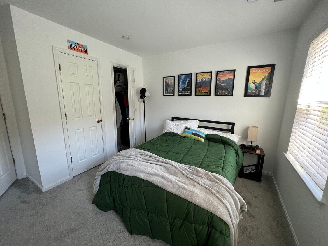 Primary Photo - 1327 Belmont St NW