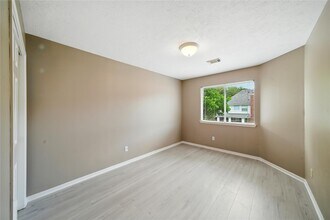 Building Photo - 3119 Waters Way Dr