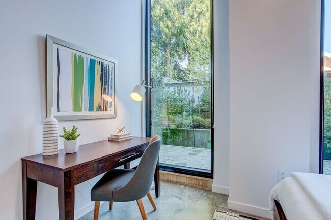 Foto del edificio - Luxury Studio near Salt and Straw! Only $1...