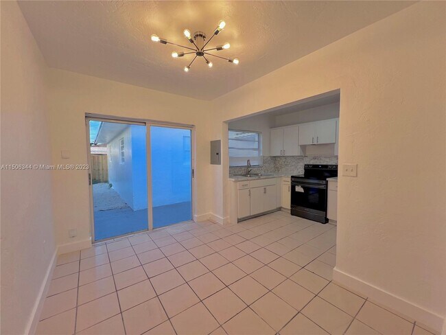 Foto del edificio - 4531 NW 6th St