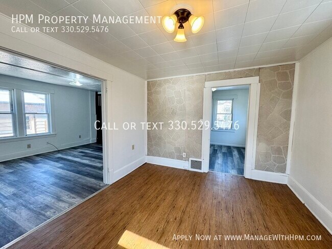 Foto del edificio - 2709 Abbott Pl NW