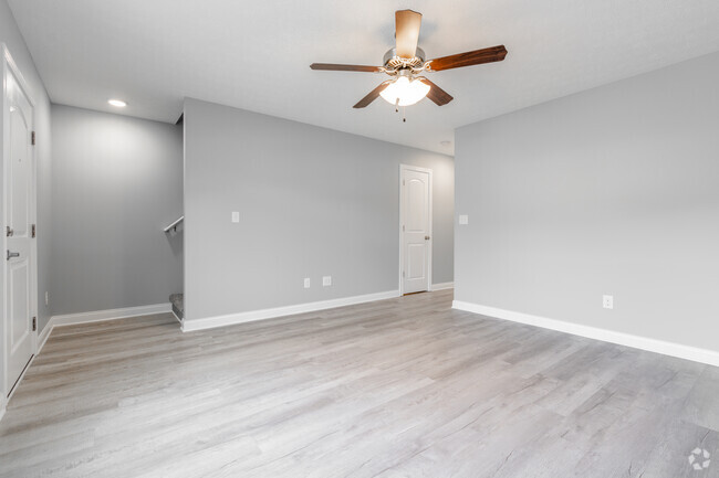 2BR, 1.5BA - 1216SF - Livingroom - Daniel London Properties