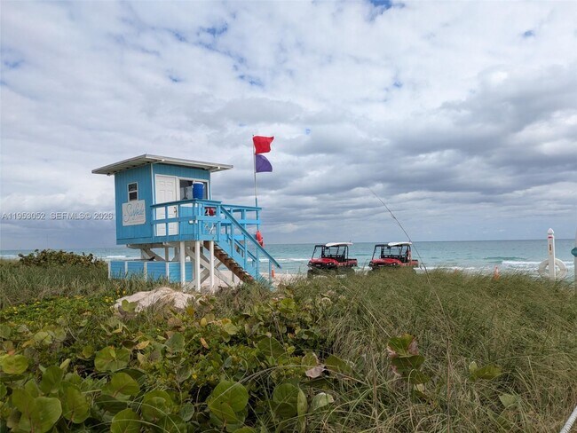 Foto del edificio - 9341 Collins Ave