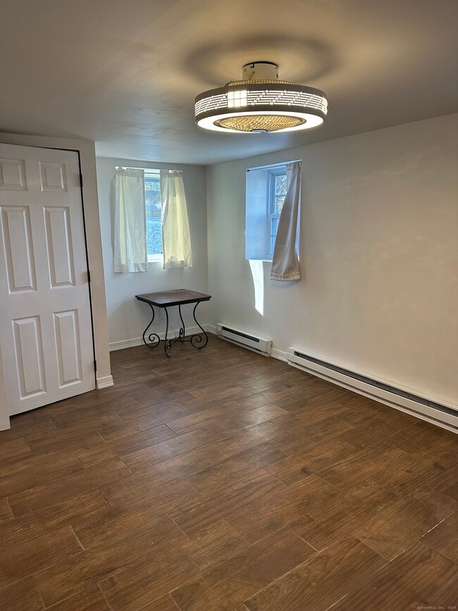 Foto del edificio - 11 Mead Ln