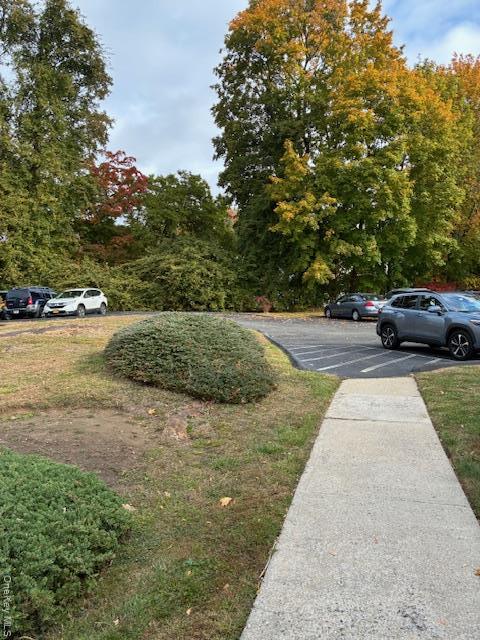 Foto del edificio - 240 S Broadway