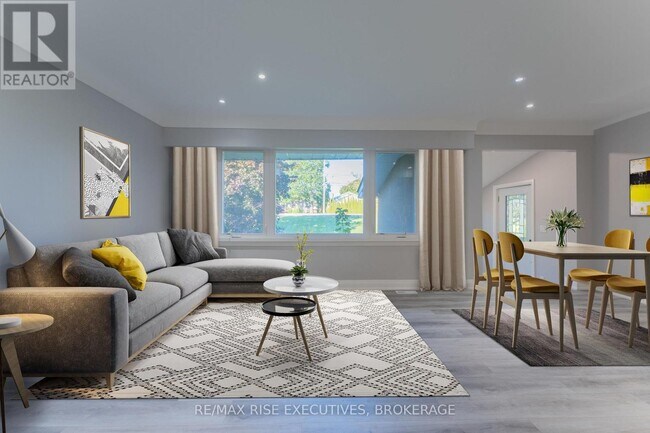 Photo du bâtiment - 740 Collins Bay Rd