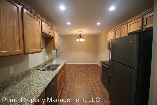 Foto del edificio - 2628 E 14th St