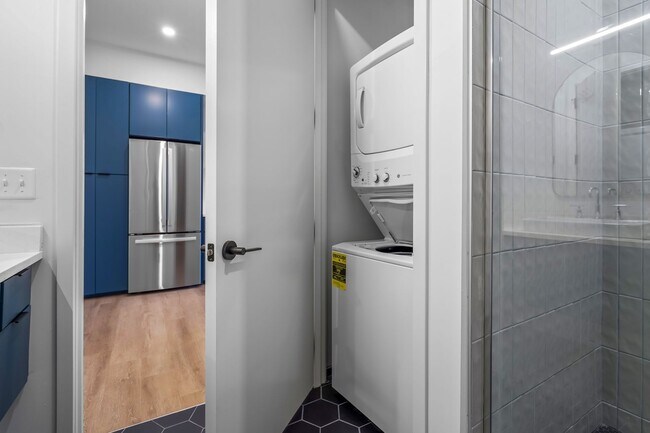 Foto del edificio - 500 Merritt Ave