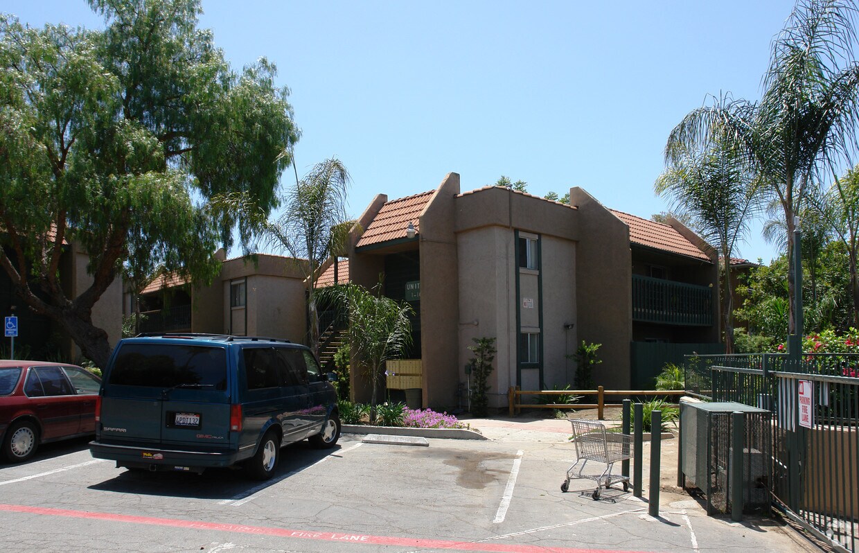 Foto principal - Coronado Del Sol Apartments