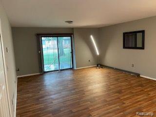 Building Photo - 29900 S Grand Oaks Dr